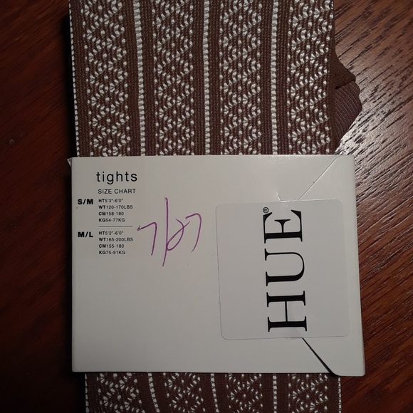 HUE Pattern Net Tights - Picture 2 of 6